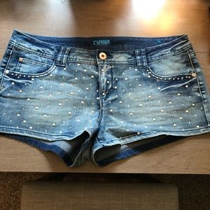 Denim shorts with pearl accents on front/ juniors